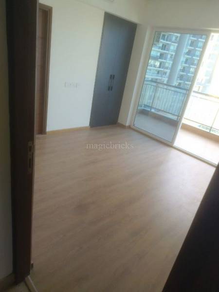 3 BHK Flat 1855 Sq-ft For Rent in Godrej Meridien, Sector 106, Gurgaon