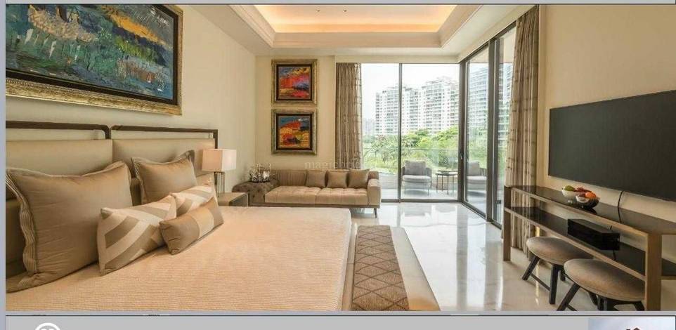 Villa in Central Park 2