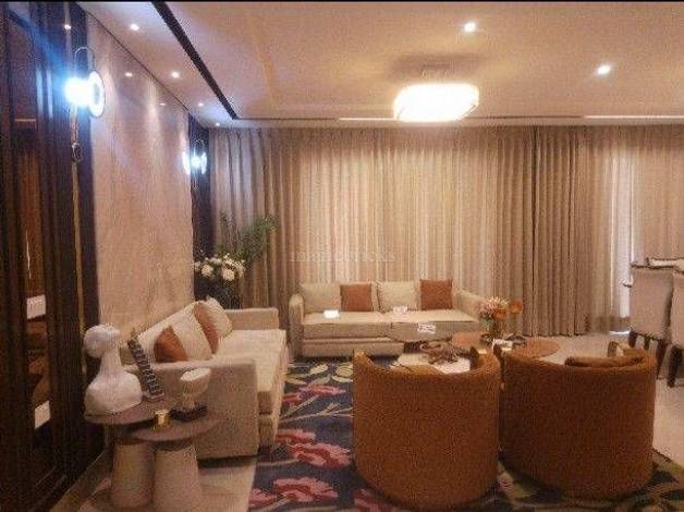 Apartment in Sushant Golf City