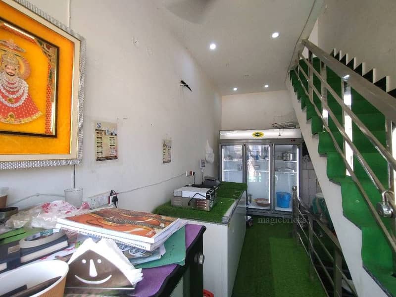 Commercial Shop For Sale in Sector 38, Gurgaon