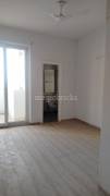 4BHK Multistorey Apartment for Rent in DLF Ultima Phase II at Sector 81 - Photo 4