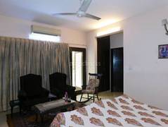 4BHK Builder Floor Apartment for Resale in Greater Kailash 2 - Photo 7