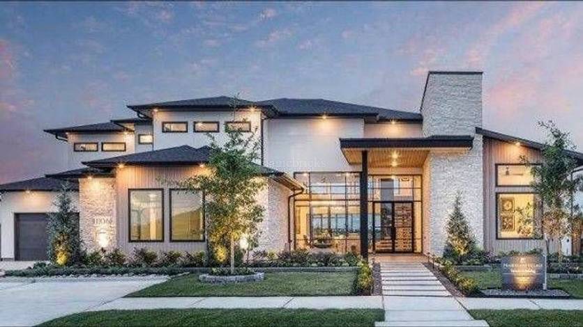 Villa in Sector 8
