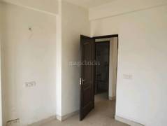3BHK Multistorey Apartment for Rent in Sector 75 - Photo 4