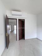 3BHK Builder Floor Apartment for Resale in Smartworld Orchard at Sector 61 - Photo 1