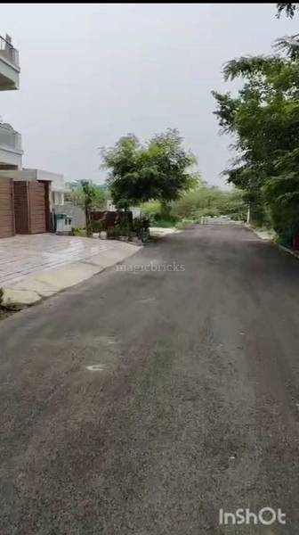 500 Sqyrd Plot For Sale in Emaar Emerald Hills, Sector 65, Gurgaon