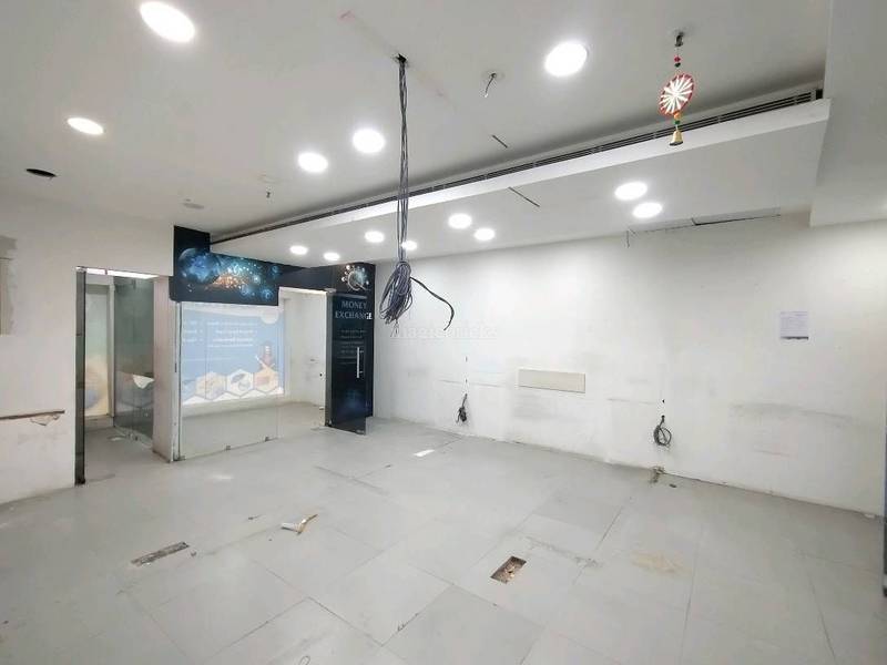 Commercial Shop For Sale in Mehrauli Gurgaon Road, Gurgaon