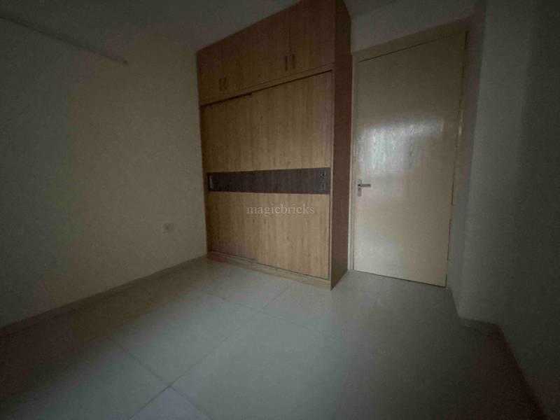 4 BHK 2010 Sq-ft Flat/Apartment For Rent in Tulip Violet, Sector 69, Gurgaon