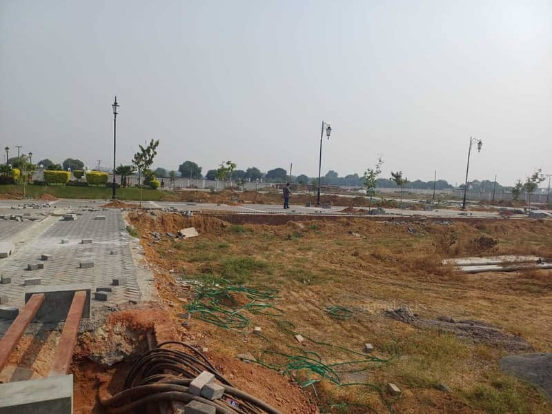 174 Sqyrd Plot For Sale in Meffier Golden Park, Sector 4 Sohna, Gurgaon