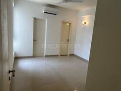 3BHK Multistorey Apartment for Resale in Emaar Emerald Estate at Sector 65 - Photo 1