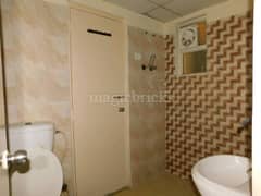 3BHK Multistorey Apartment for Rent in Gaur City 2 - Photo 16