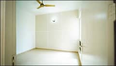 2BHK Multistorey Apartment for Rent in Sector 16C - Photo 2