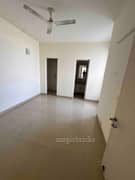 3BHK Multistorey Apartment for Rent in Emaar Emerald Estate at Sector 65 - Photo 3