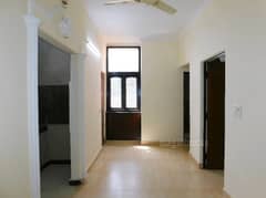 2BHK Multistorey Apartment for Rent in DDA Flats Munirka at Munirka - Photo 3