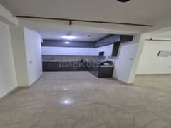 3BHK Multistorey Apartment for Rent in Rajhans Residency at Noida Extension - Photo 4