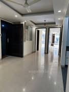4BHK Builder Floor Apartment for Rent in South Extension 2 - Photo 3