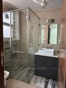4BHK Builder Floor Apartment for Rent in South Extension 2 - Photo 10