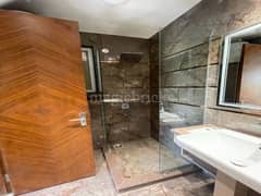 3BHK Multistorey Apartment for Resale in DLF City Plot Phase 2 at DLF Cyber City - Photo 18