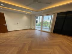 3BHK Multistorey Apartment for Resale in DLF City Plot Phase 2 at DLF Cyber City - Photo 2