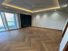 3BHK Multistorey Apartment for Resale in DLF City Plot Phase 2 at DLF Cyber City - Photo 1
