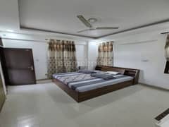 3BHK Multistorey Apartment for Rent in Galaxy Apartment at Sector 43 - Photo 3