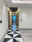 4BHK Builder Floor Apartment for Rent in South Extension 2 - Photo 5