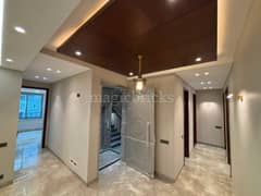 4BHK Builder Floor Apartment for Rent in Defence Colony - Photo 1