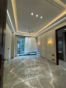 4BHK Builder Floor Apartment for Rent in Defence Colony - Photo 2
