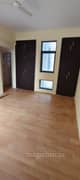 4BHK Multistorey Apartment for Resale in Migsun Twiinz at Eta 2 - Photo 2