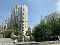 3BHK Multistorey Apartment for Resale in The 3C Lotus Boulevard at Sector 100 - Photo 6