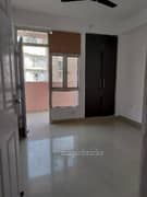 2BHK Multistorey Apartment for Rent in Supertech Capetown at Sector 74 - Photo 3