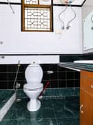 4BHK Builder Floor Apartment for Resale in Greater Kailash 2 - Photo 17