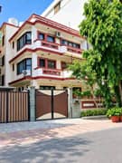 4BHK Builder Floor Apartment for Resale in Greater Kailash 2 - Photo 10