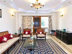 4BHK Builder Floor Apartment for Resale in Greater Kailash 2 - Photo 1