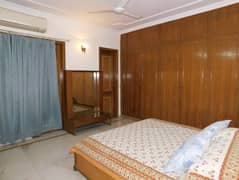 4BHK Builder Floor Apartment for Resale in Greater Kailash 2 - Photo 5