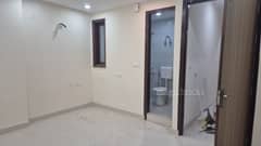 3BHK Builder Floor Apartment for Rent in Chattarpur - Photo 1