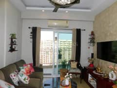 2BHK Multistorey Apartment for Resale in Mahagun Moderne at Sector 78 - Photo 1