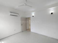 4BHK Builder Floor Apartment for Resale in Emaar Emrald Floors Select at Sector 65 - Photo 4