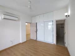 4BHK Builder Floor Apartment for Resale in Emaar Emrald Floors Select at Sector 65 - Photo 6