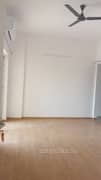 3BHK Multistorey Apartment for Rent in Tashee Capital Gateway at Sector 111 - Photo 13