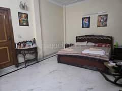 5BHK Builder Floor Apartment for Resale in Block A Vishal Enclave - Photo 6