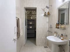 3BHK Multistorey Apartment for Resale in RWA Jalvayu Vihar at Block H Sector 25 - Photo 18