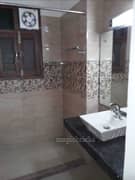 4BHK Multistorey Apartment for Rent in South City 1 at Sector 40 - Photo 17