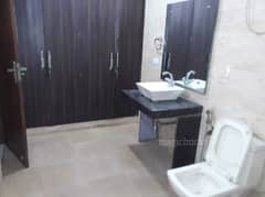 4BHK Multistorey Apartment for Rent in South City 1 at Sector 40 - Photo 15