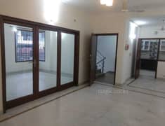 4BHK Multistorey Apartment for Rent in South City 1 at Sector 40 - Photo 11