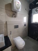 4BHK Builder Floor Apartment for Rent in Vatika India Next Plots at Sector 83 - Photo 20