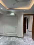 3BHK Multistorey Apartment for Resale in DLF City Plot Phase 2 at DLF Cyber City - Photo 12