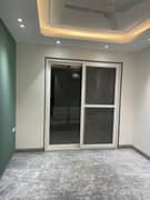 3BHK Multistorey Apartment for Resale in DLF City Plot Phase 2 at DLF Cyber City - Photo 4