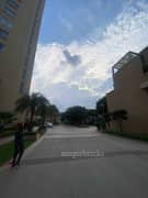 3BHK Multistorey Apartment for Rent in Emaar The Palm Spring Villas at Sector 54 - Photo 1