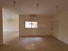 4BHK Multistorey Apartment for Rent in Emaar Emerald Hills at Sector 65 - Photo 1